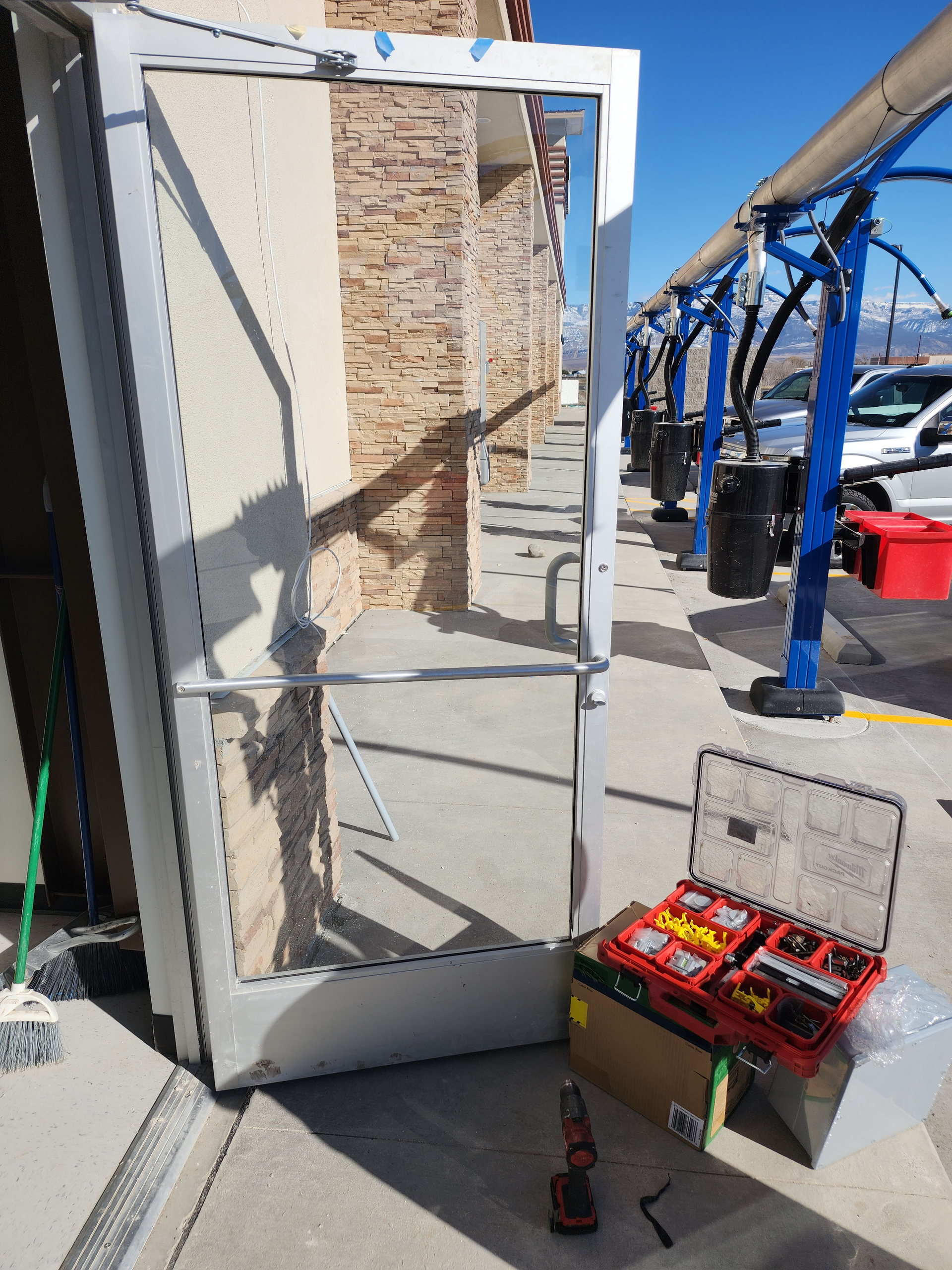 Photo 1. Blank canvas