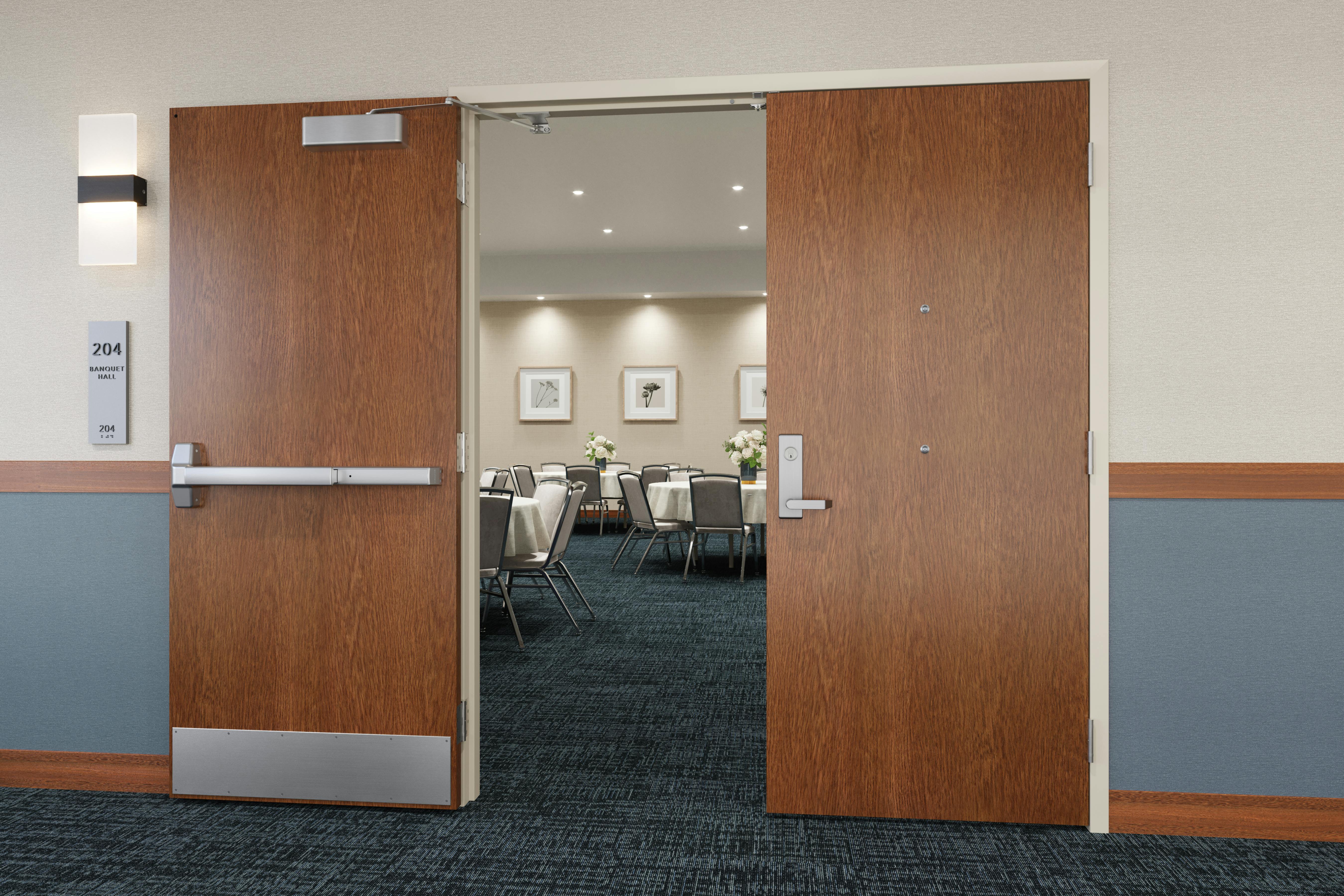 667b016dc292121a7861bf3d Von Duprin 70 Series Exit Devices Hall