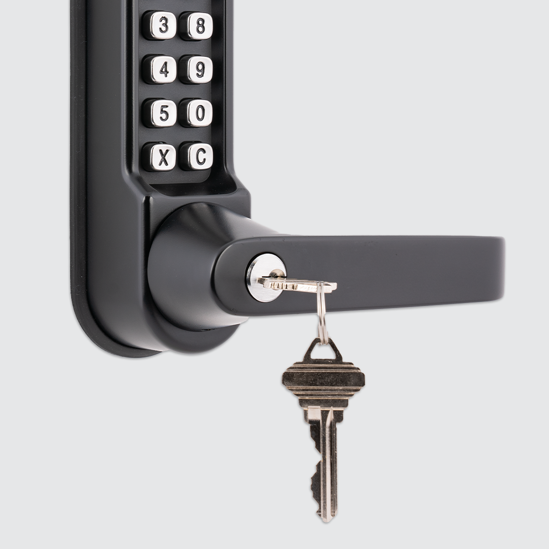 67fd3389241a15f6582d9772 Cl500key 1