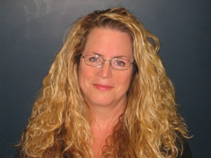 Ann Freeman-Manzanares has been chosen as new general manager of the Intercity Transit Authority.