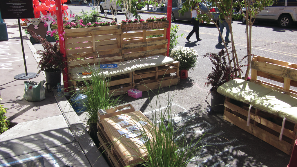 ABQ Ride has opened a new parklet outside of Central New Mexico Community College.