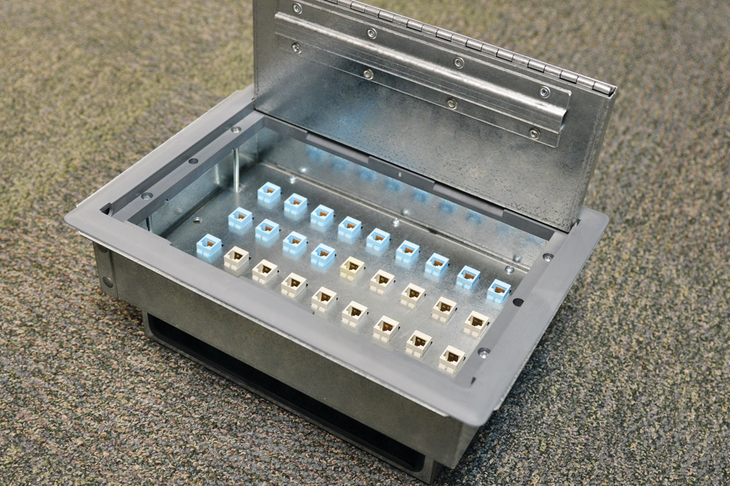 Snake Tray is pleased to announce the industry&rsquo;s first high density data distribution reception module.