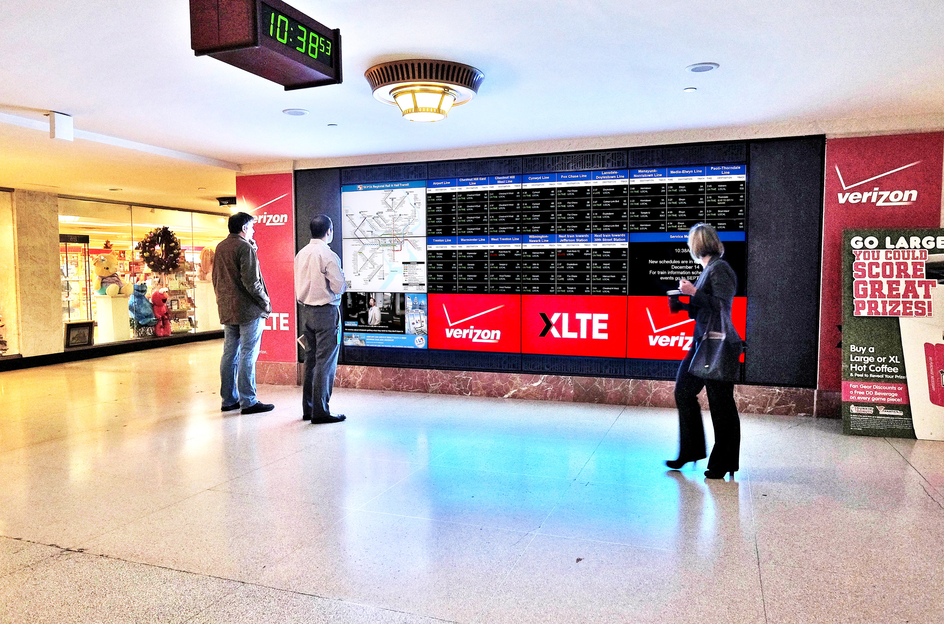 SEPTA has installed a Planar video wall at Suburban Station to act
