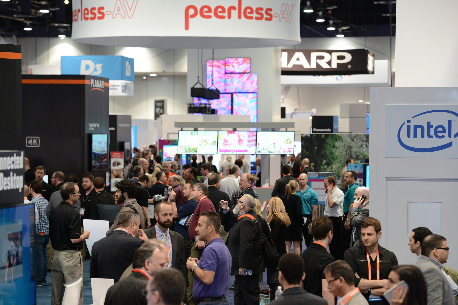 Attendance at DSE 2015 set a new record with close to 4,100 - 42 percent of which were end users.
