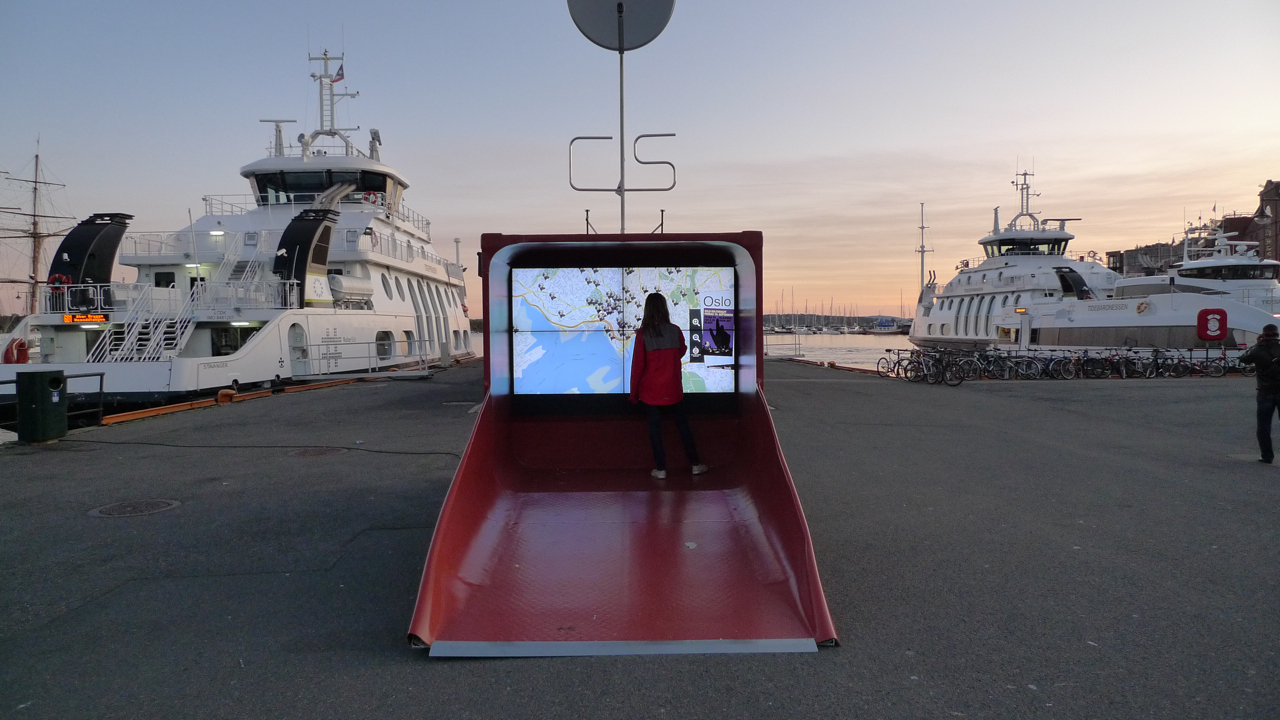 Users of touch screens have an interactive wayfinding experience.