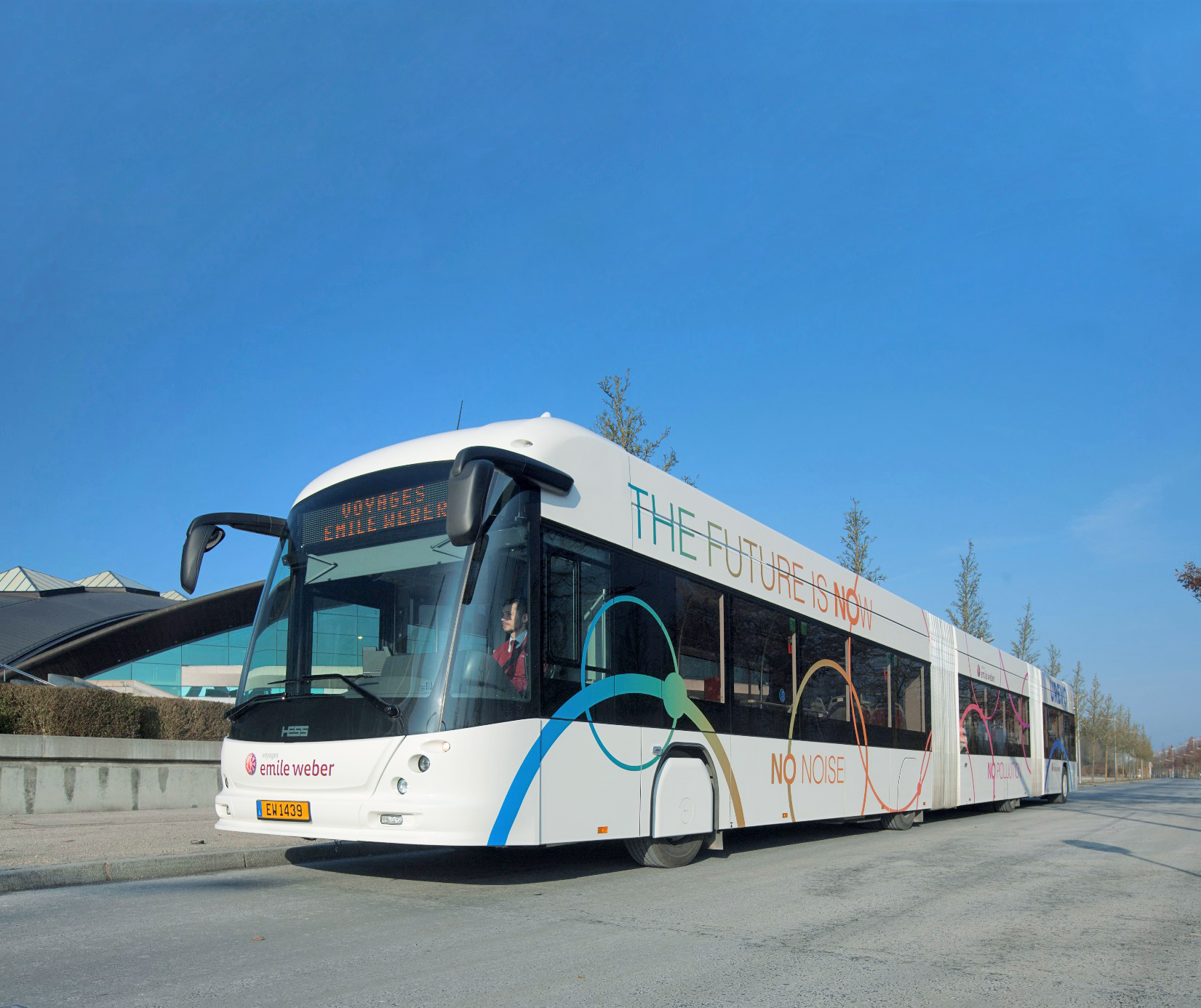 Voyages Emile Weber, the bus operator in Luxembourg, ordered the first generation of double articulated hybrid buses already in 2009 with the long-standing partners Hess und Vossloh Kiepe.