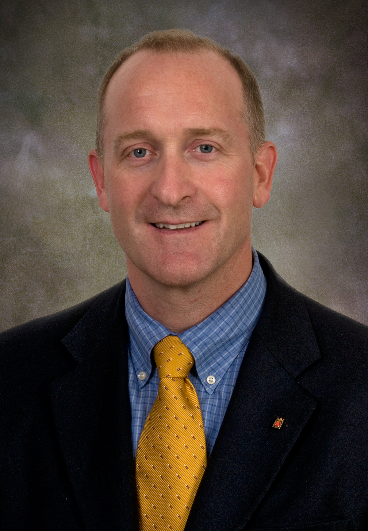 A registered engineer in Pennsylvania, Maryland, New Jersey, District of Columbia, and North Carolina, Mulqueen holds a bachelor of science in civil engineering from the University of Pittsburgh.