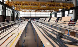 Cable harness manufacturing: The UK “Centre of Excellence” in Derby also supported the Twindexx project. Cable harness manufacturing: The UK “Centre of Excellence” in Derby also supported the Twindexx project.