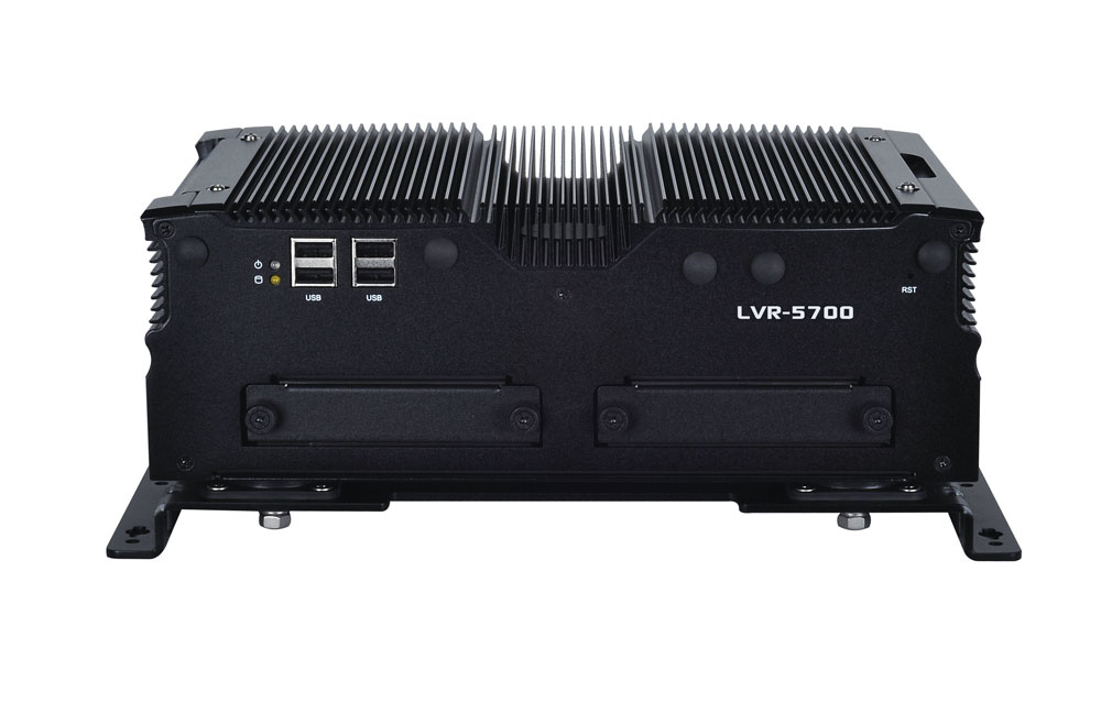 LVR 5700 front 558070df93b3f