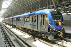 The 4-car Metropolis train can carry over 1,200 passengers. The 4-car Metropolis train can carry over 1,200 passengers.