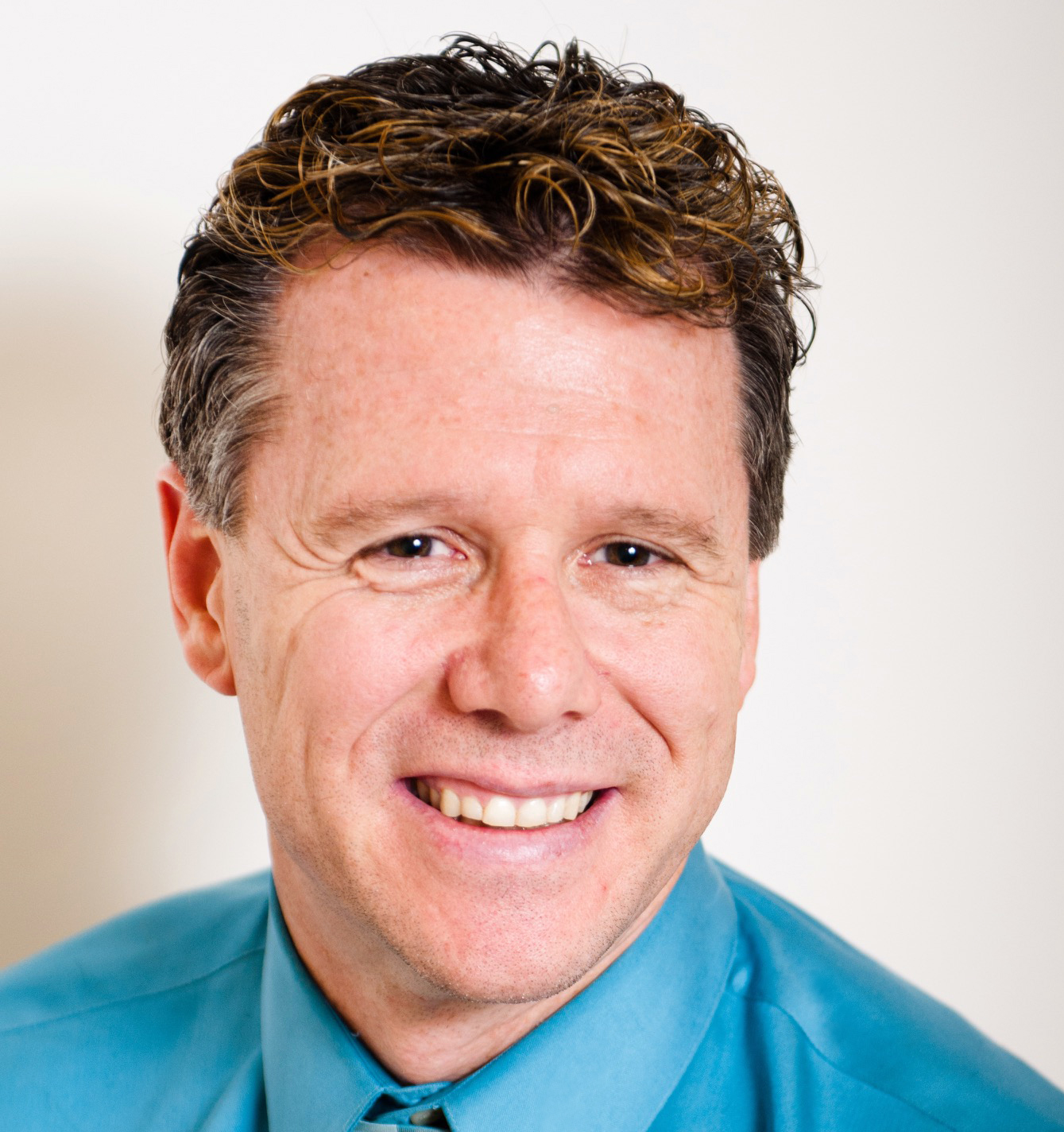 Previously, Hamm was a contract administrator with Metro-North Railroad, where he managed contracts for construction, professional engineering and architectural services.