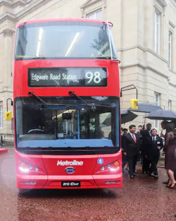 The new double-decker bus can carry 81 passengers and is fully air conditioned. The new double-decker bus can carry 81 passengers and is fully air conditioned.