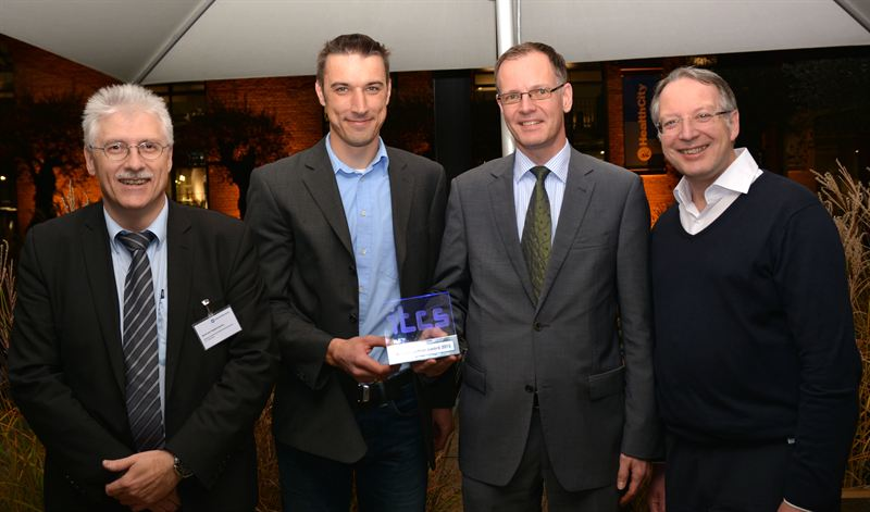 After the presentation of the itcs Innovation Award 2015 to IVU: Berthold Radermacher (VDV), Dr Torsten Franke (IVU), Dr Claus Dohmen (IVU), Hartmut Reupke (BVG) (from left to right)