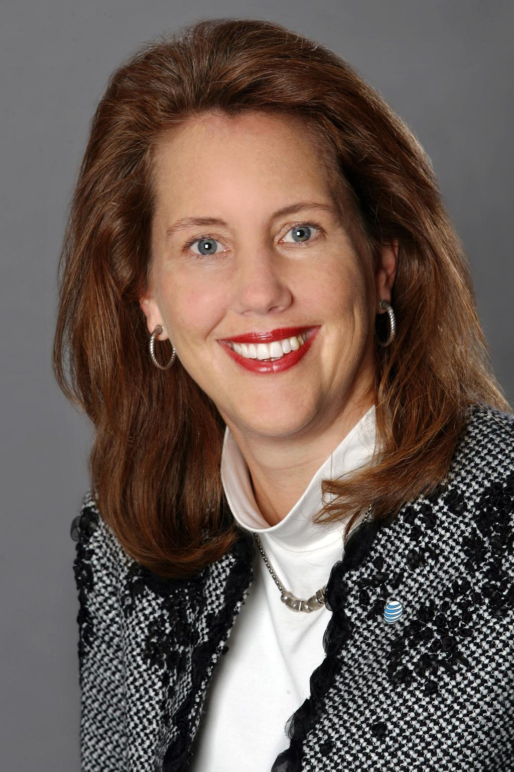 Reed spent 25 years at AT&T and its predecessor companies, most recently as regional vice president of external affairs.