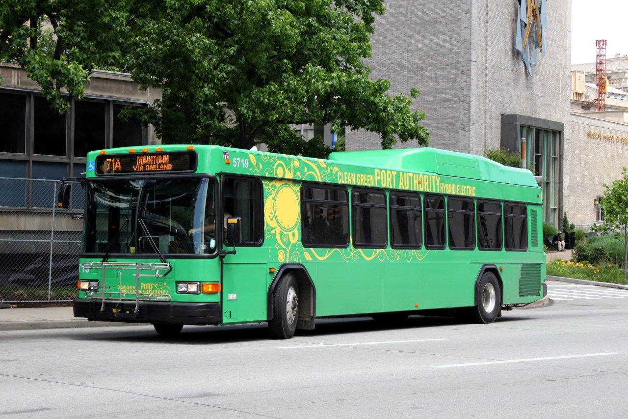 Port Authority Transit 5719 10JUN10 574316d9ad653