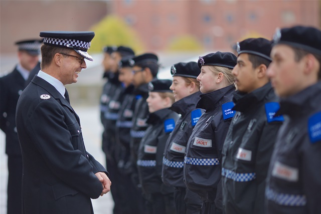 ACC Smith inspecting 5819047f3a51a