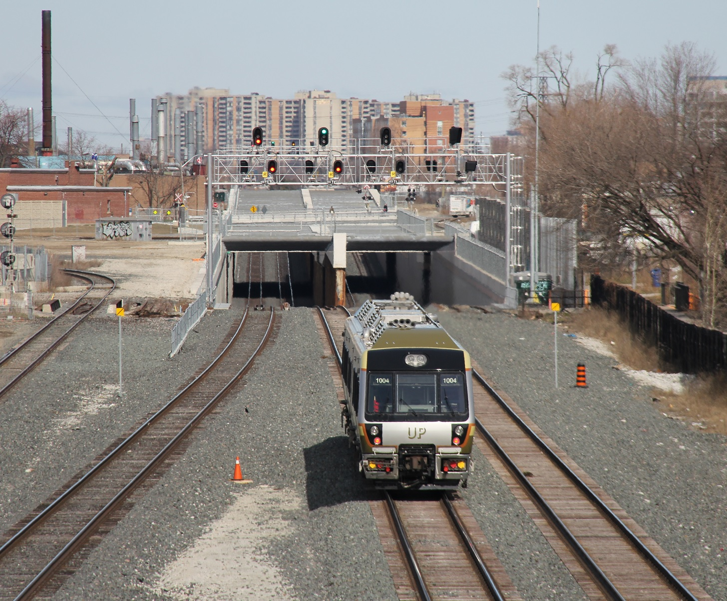 West Toronto Diamond Pr 5818978fa44ab