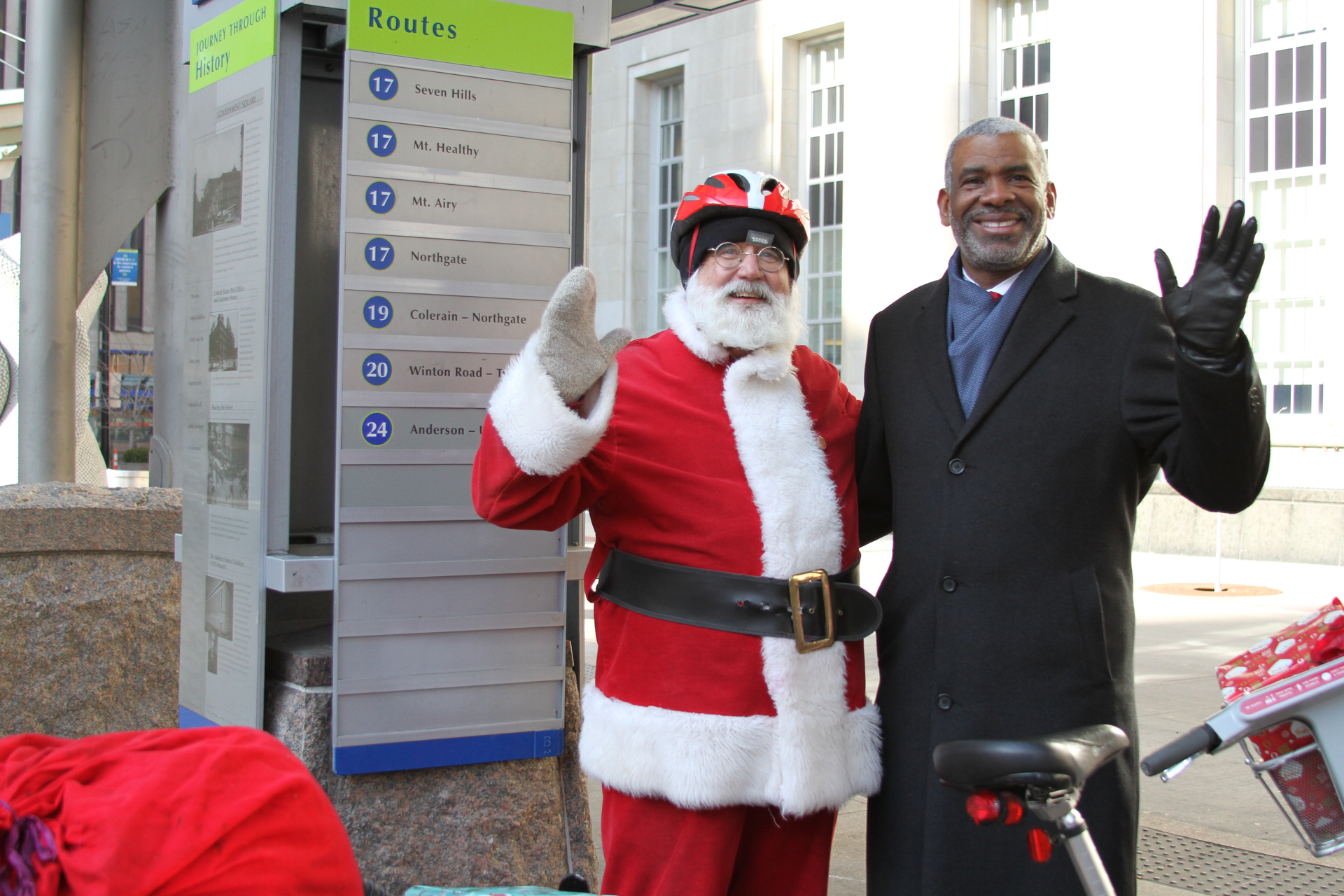 Metro CEO Dwight A. Ferrell had a little help from Bicycle Santa passing out stocking filled with goodies to thank all the 'good boys and girls' who know riding Metro is the best way to go all year long.