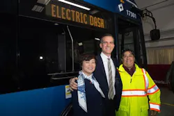 BYD America President Stella Li joins Los Angeles Mayor Eric Garcetti at the Launch of BYD Electric Buses Along LADOT’s DASH Lines. BYD America President Stella Li joins Los Angeles Mayor Eric Garcetti at the Launch of BYD Electric Buses Along LADOT’s DASH Lines.