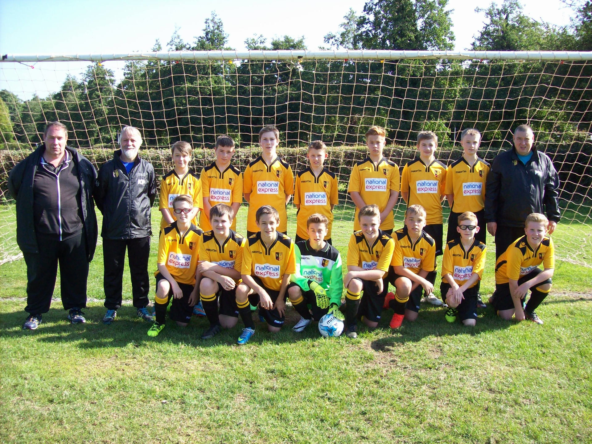 Paul Nash (back row, far right) with the Alvechurch Lions U14s team in their new kit.