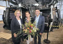 from left: Katharina Lohmann (managing director IGA), Claudia Blaurock (landscape architect) from Dresden and Michael Tanzer (managing director Seilbahn Berlin). from left: Katharina Lohmann (managing director IGA), Claudia Blaurock (landscape architect) from Dresden and Michael Tanzer (managing director Seilbahn Berlin).