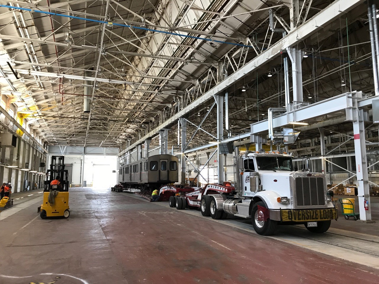 The A650 HRV fleet consists of 37 A650 married pairs built by Breda Costruzioni Ferroviarie between 1992 and 2000.