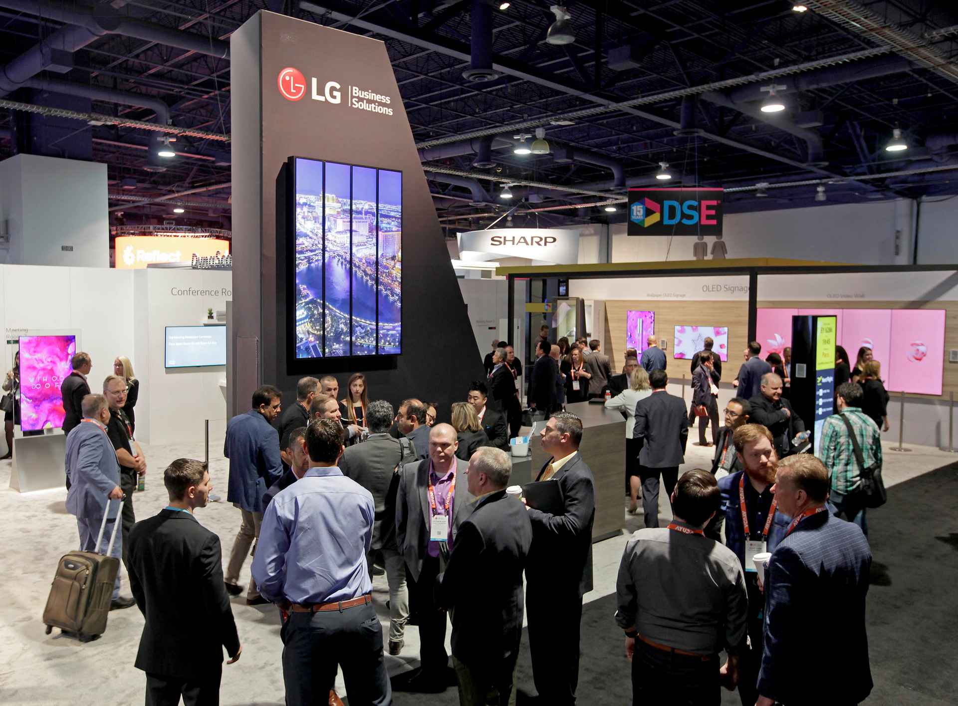 LG Electronics USA showcased advanced digital signage solutions at the 2018 Digital Signage Expo.