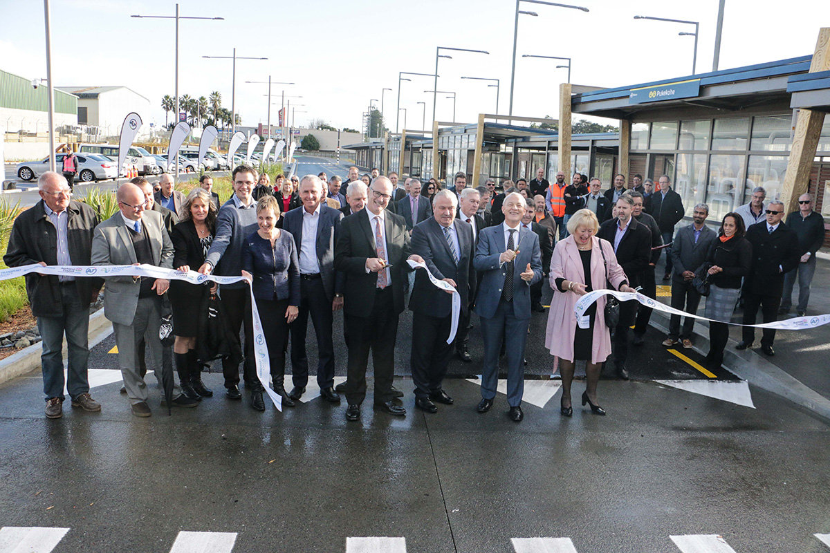 The Auckland Transport's new bus and train facilities were opened by Auckland Mayor Phil Goff alongside the Minister of Transport, Phil Twyford.