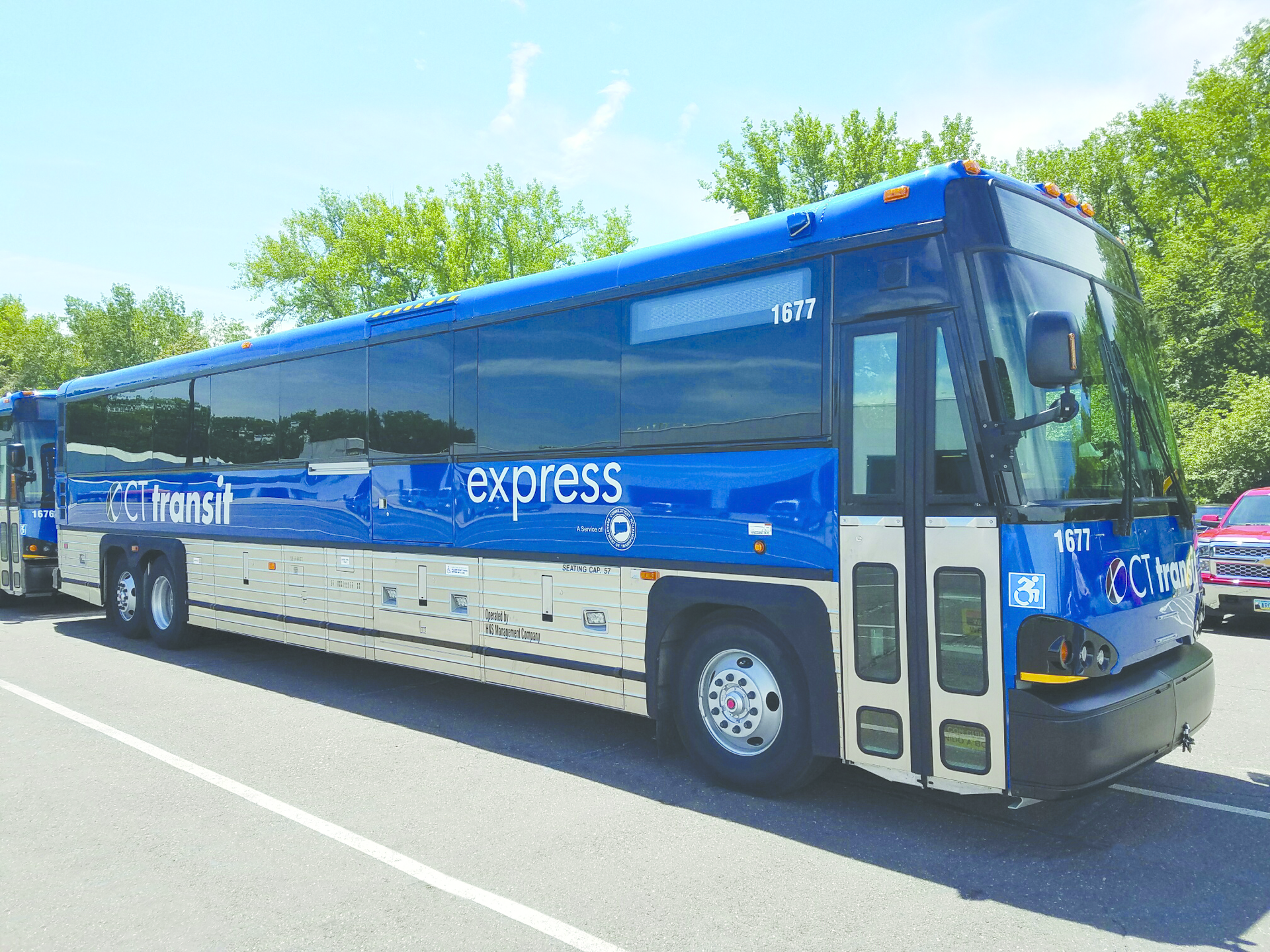 CTtransit new MCI Commuter Coach 5b3a2eeb0ecb5