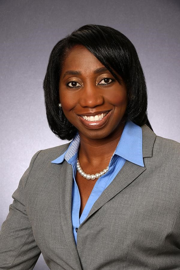 Kenyatta Lee, CAO and interim chief of staff of HART is a finalist for the 2018 Tampa Bay Business Journal's BusinessWoman of the Year awards.