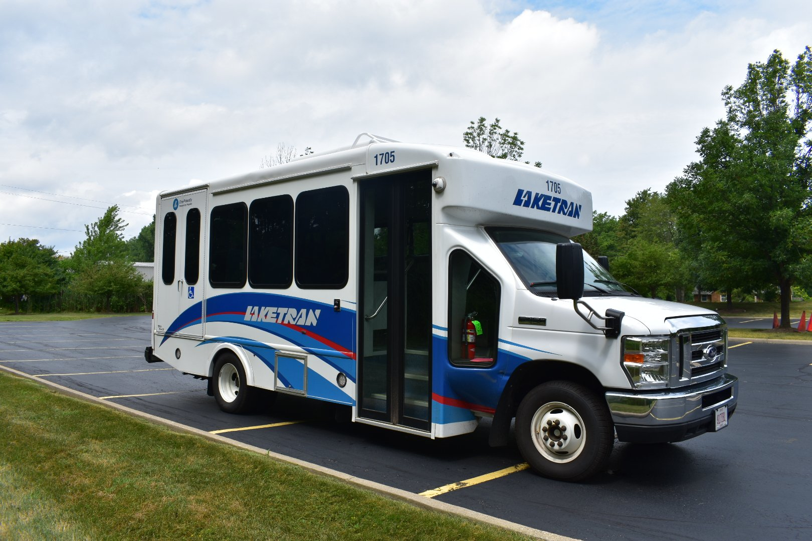 Laketran will begin to operate campus shuttle service between the college&rsquo;s main campus and Holden University Center.
