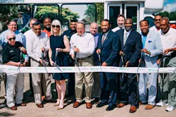 Metro Board members Sanjay Ramabhadran and Cindy Siegel along with President & CEO Tom Lambert join Missiouri City Mayor Allen Owen, U.S. Rep. Al Green and others for commemorative ribbon cutting. Metro Board members Sanjay Ramabhadran and Cindy Siegel along with President & CEO Tom Lambert join Missiouri City Mayor Allen Owen, U.S. Rep. Al Green and others for commemorative ribbon cutting.