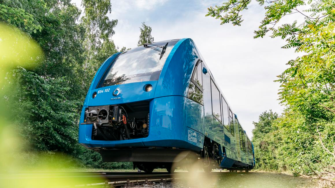 Alstom's Coradia iLint will be touring six of Germany's states through mid-February 2019.