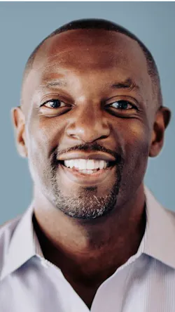 Kumi Walker Headshot 5d8e321308811 Kumi Walker Headshot 5d8e321308811