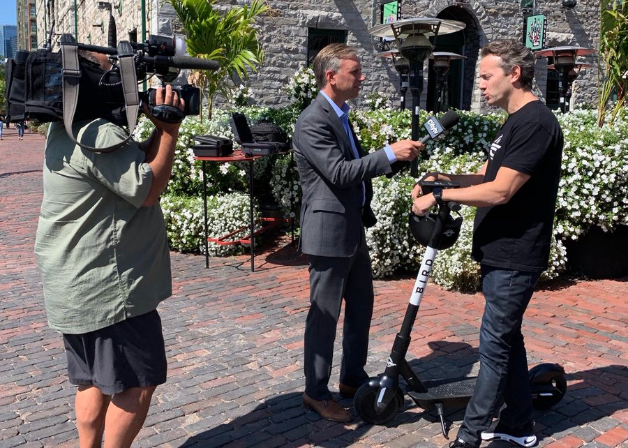 Bird Twitter Page 5d7289404877a