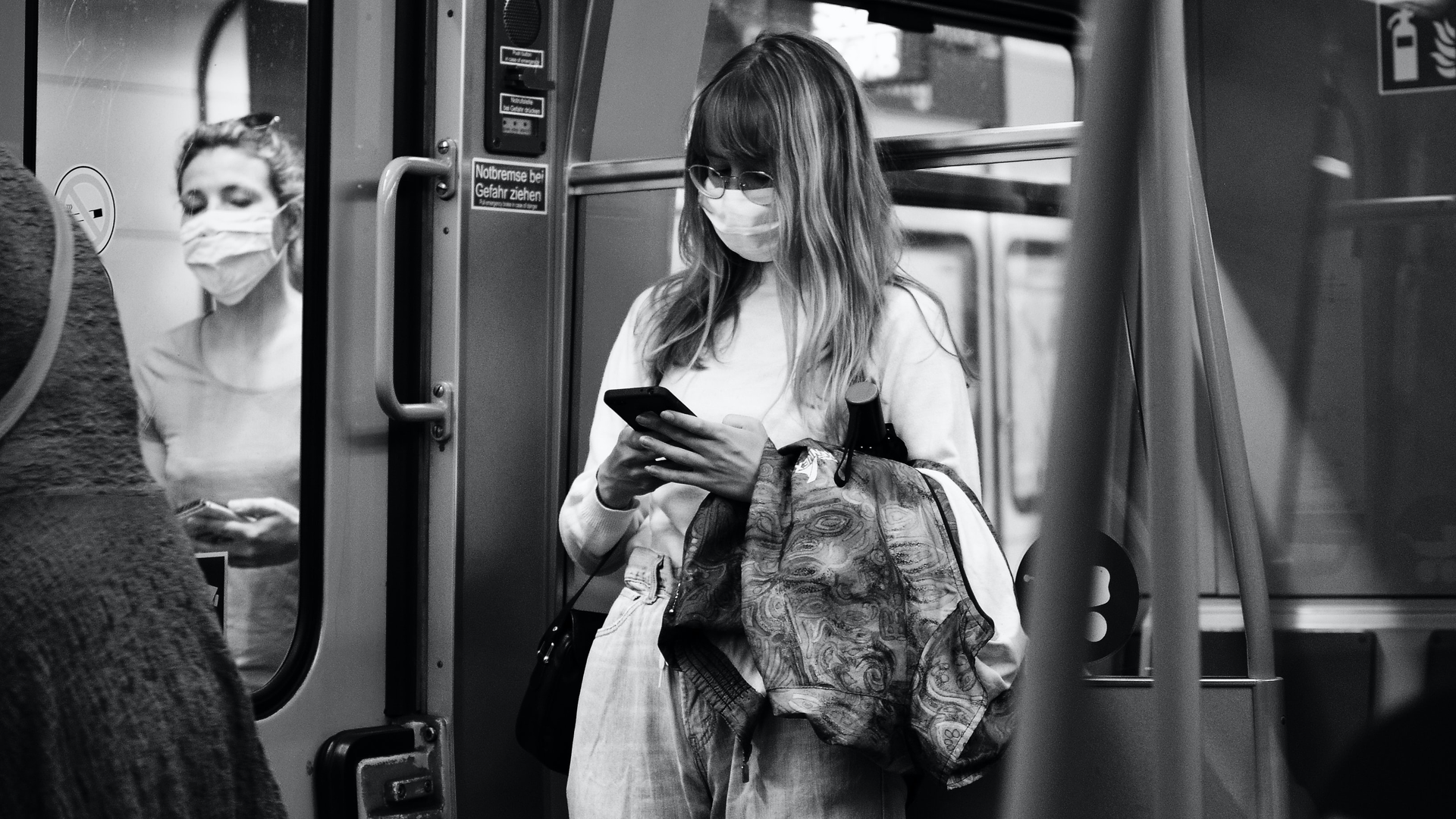 Philipp Meiners Unsplash Mask Commuter 5f1919dd36022