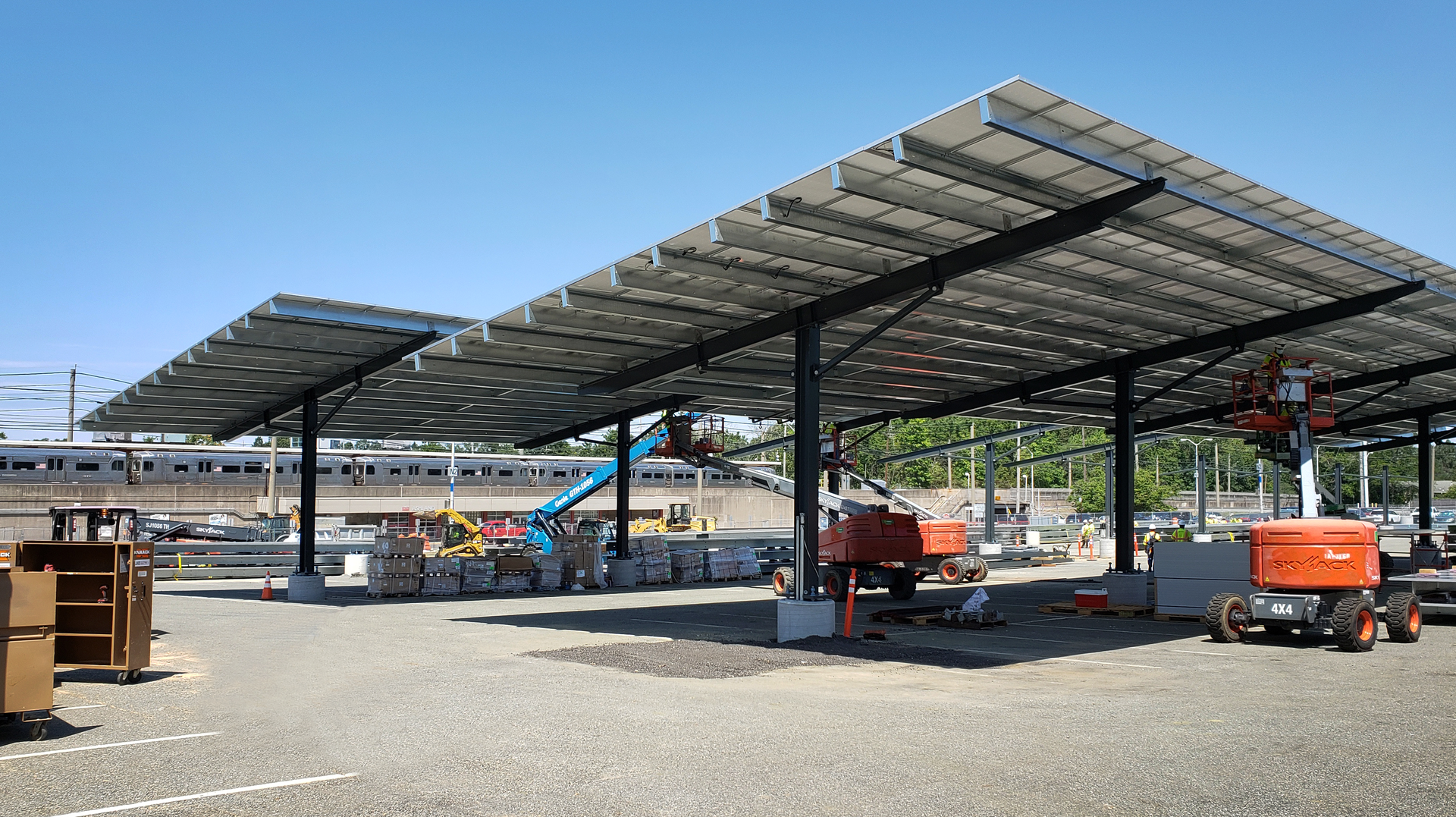 The technology includes installation of solar panels along with high-efficiency solar photovoltaic parking canopies at seven sites, including PATCO&rsquo;s Ashland Avenue Station.