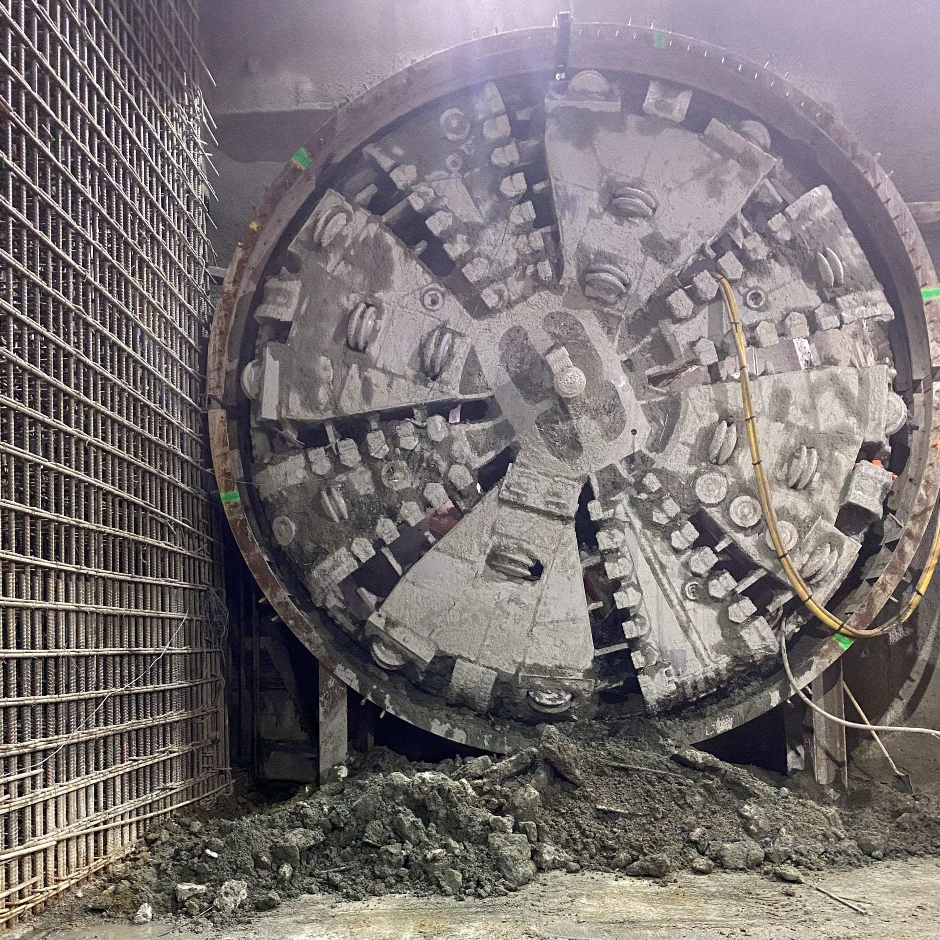 La Metro 603e6d3e30fa5