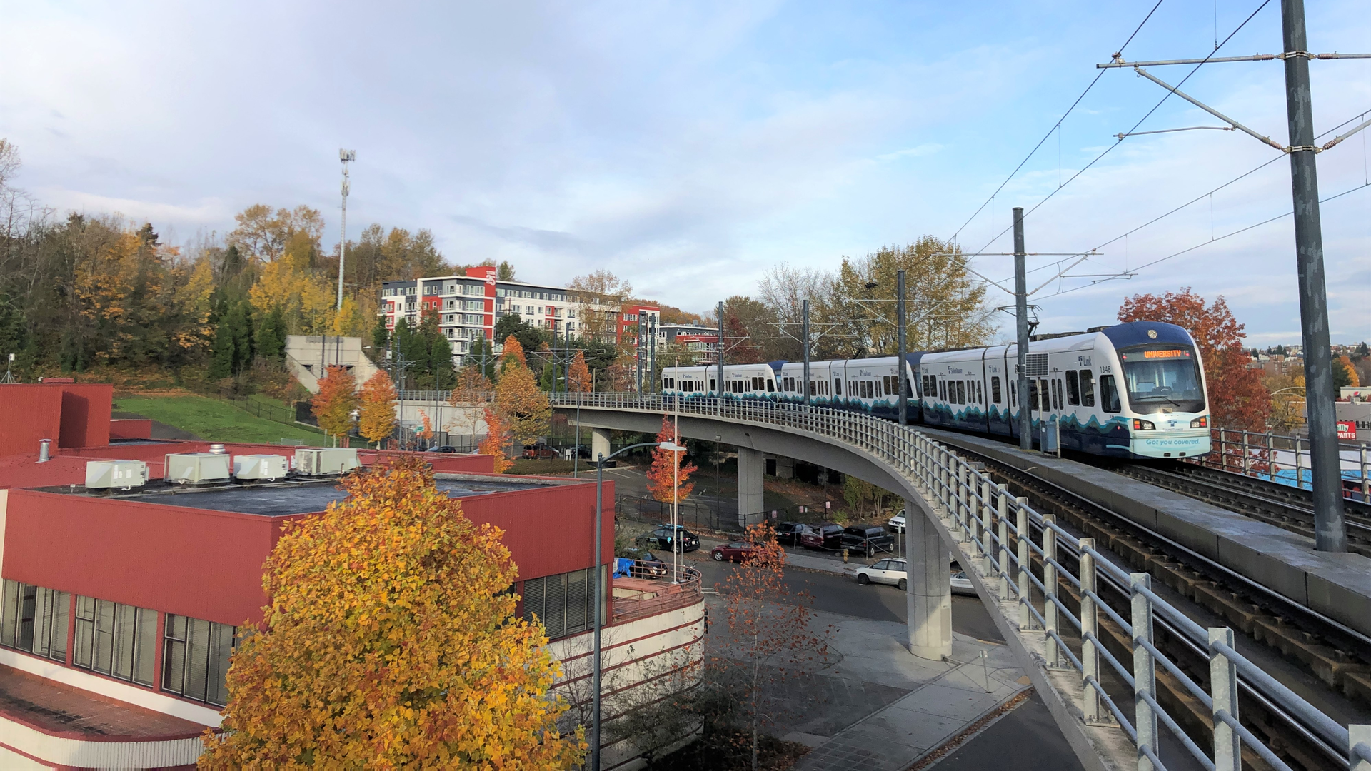 Guideway S Ound Transit 60cb5b7661814