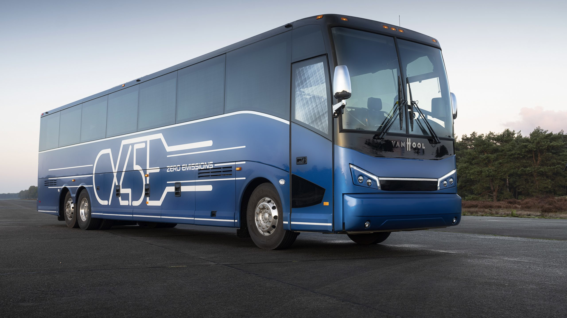 A product shot of a Van Hool electric motorcoach. The same model of vehicle will be used on LYNX's new zero-emission pilot project FASTLINK ZERO, which launched Nov. 8.