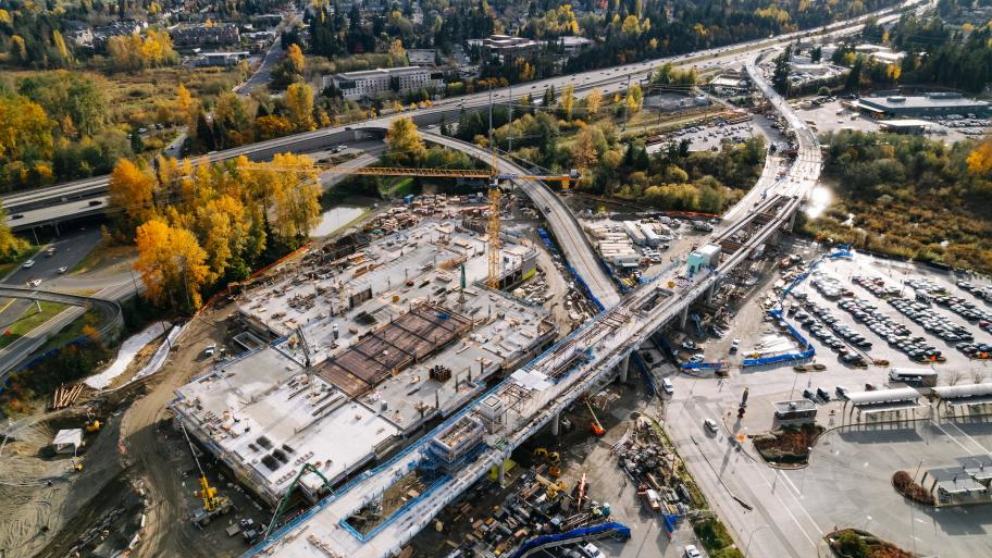 Beautiful fall colors around Lynnwood Link construction, with I-5 in the background.