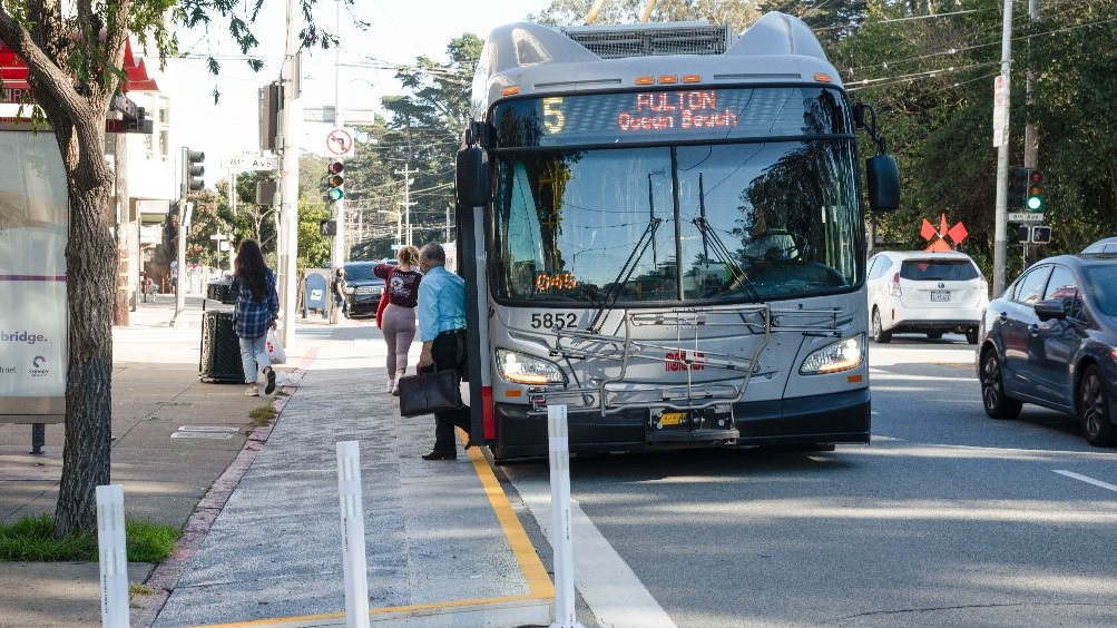 Fulton Street Sfmta Transit Bulb 61ae3e52c0bb3