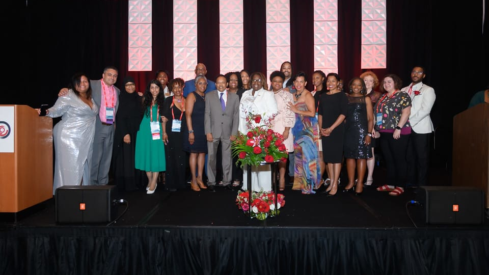 52224504487 D63b85f390 B Comto 62d813276687c