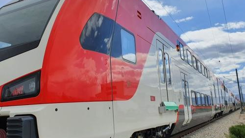 Emu On Test Track Caltrain