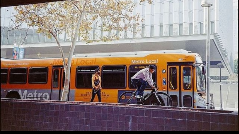 La Metro 62fe53c11b270