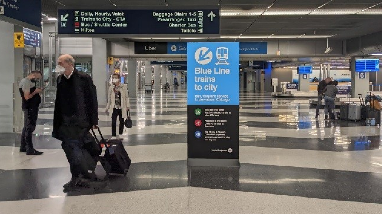 A new sign along the paths from O&rsquo;Hare&rsquo;s baggage claim areas