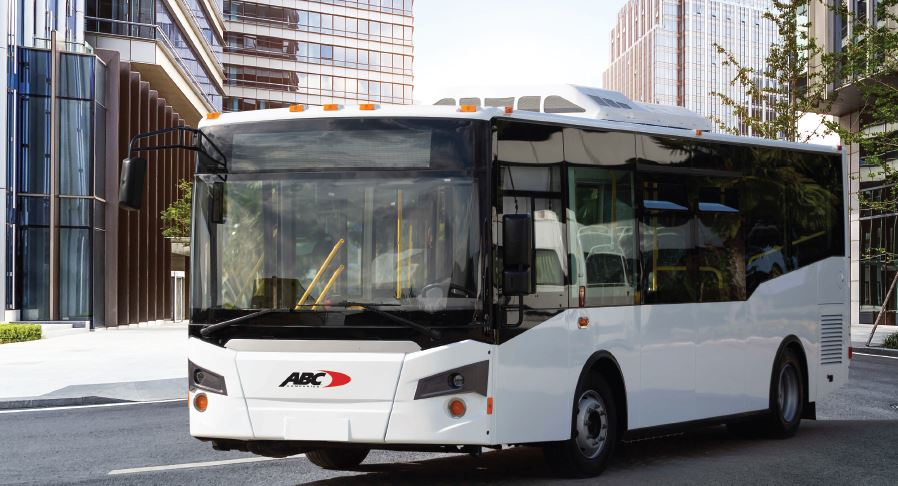 Lightning Hero Image (002)