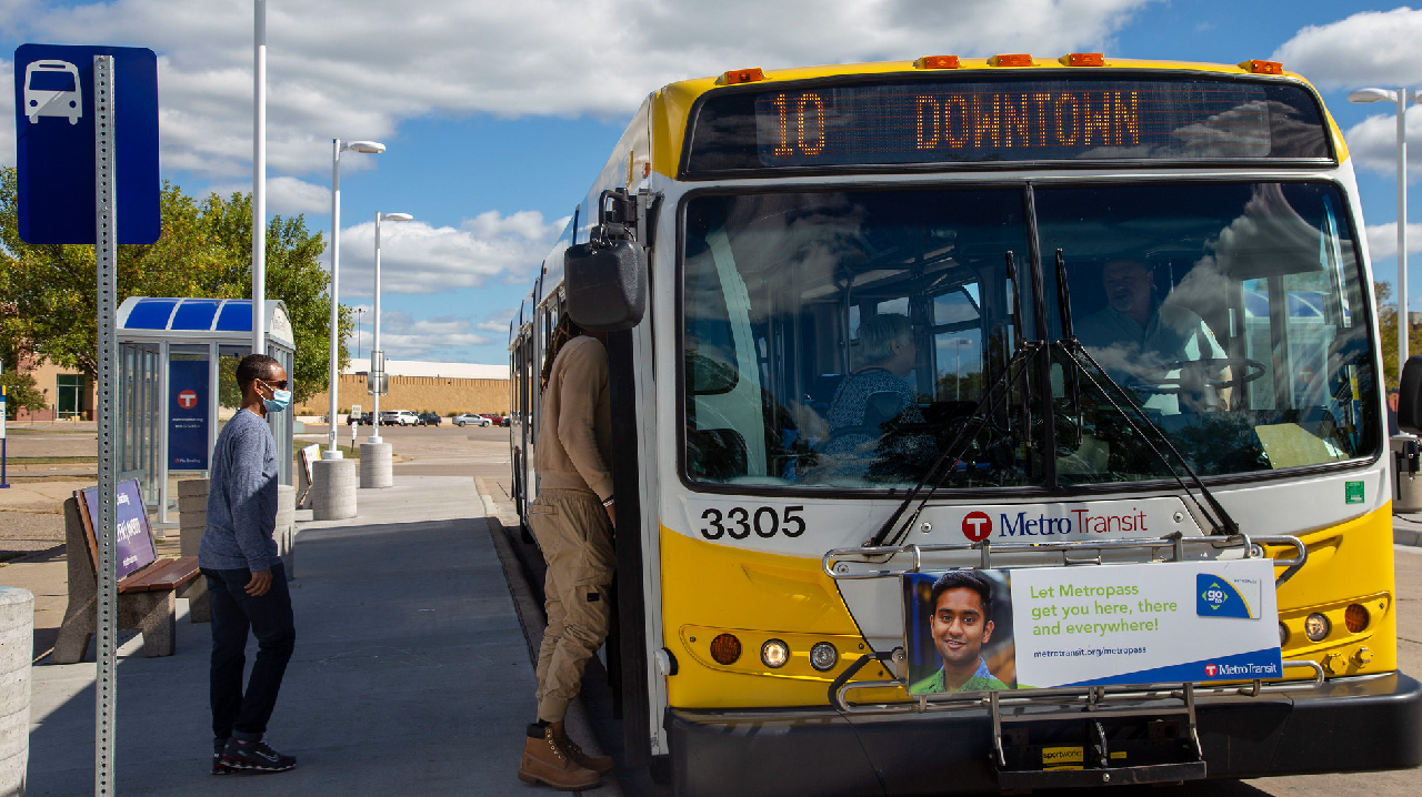 Riders boarding Metro Transit