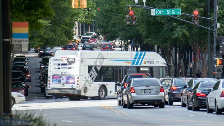 MARTA bus traffic