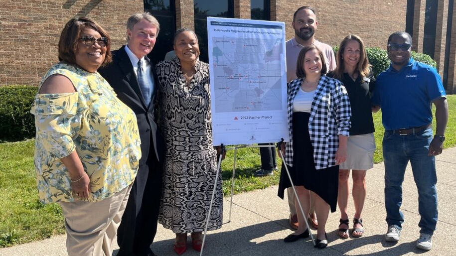 Pictured above from left to right: IndyGo Foundation Director of Development Melanie Frazier, Indianapolis Mayor Joe Hogsett, IndyGo President and CEO Inez Evans, Councillor Jared Evans (District 22), IndyGo Foundation Executive Director Emily Meaux, IndyGo Senior Director of Service Planning Annette Darrow and IndyGo Chief Government Affairs Officer Cameron Radford